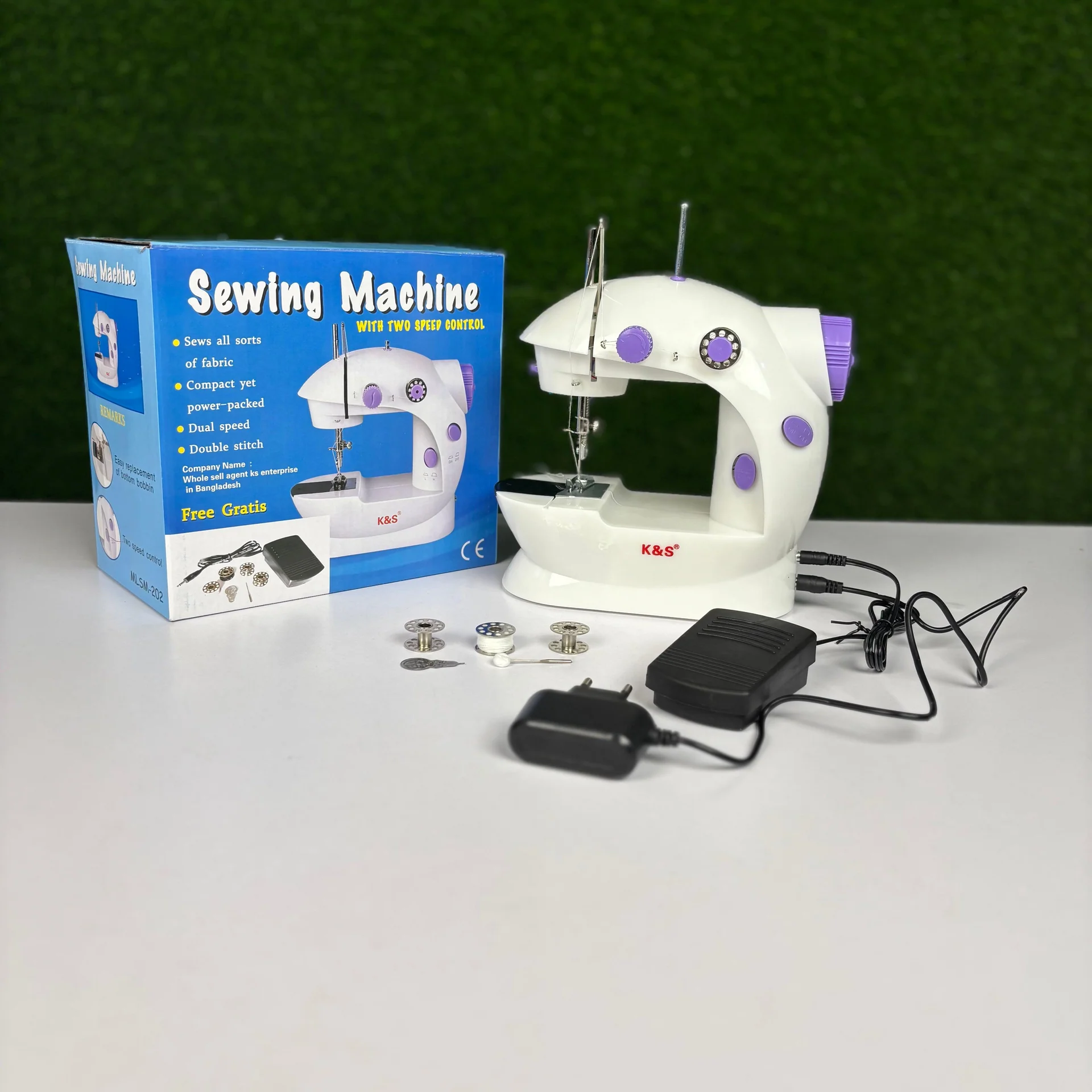 4827414C-A3A7-4A18-8D3D-3AE3737D6556 Portable Sewing Machine - Image 1